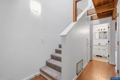 274 NE Powderhorn Dr, Corvallis, OR 97330 - Photo 4