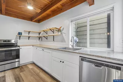 274 NE Powderhorn Dr, Corvallis, OR 97330 - Photo 6