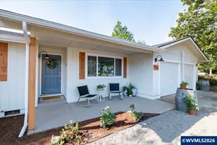 1874 CedarCrest Dr S, Salem, OR 97306 - Photo 2