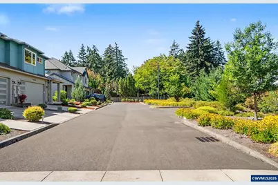 1174 SW Sylvia St, Corvallis, OR 97333 - Photo 2