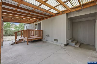 485 21st St, Springfield, OR 97477 - Photo 34