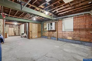 485 21st St, Springfield, OR 97477 - Photo 30