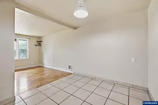 485 21st St, Springfield, OR 97477 - Photo 18