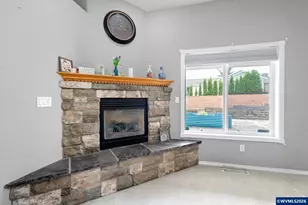 1169 SW Birch St, Dallas, OR 97338 - Photo 8