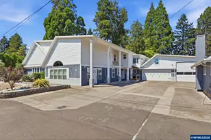211 Sunset Av, Keizer, OR 97303 - Photo 2