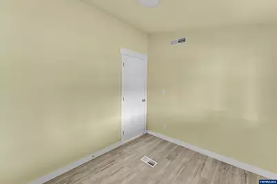 31919 N Lake Creek Dr #72, Tangent, OR 97389 - Photo 14