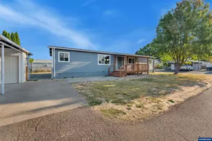 31919 N Lake Creek Dr, Tangent, OR 97389 - Photo 1