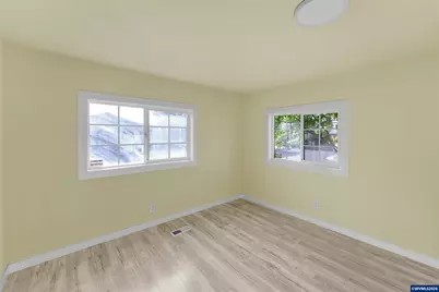 31919 N Lake Creek Dr #72, Tangent, OR 97389 - Photo 16