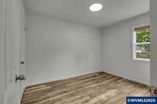 905 20th St SE, Salem, OR 97301 - Photo 26