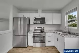 905 20th St SE, Salem, OR 97301 - Photo 16