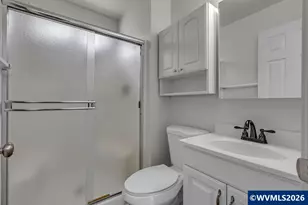 905 20th St SE, Salem, OR 97301 - Photo 24