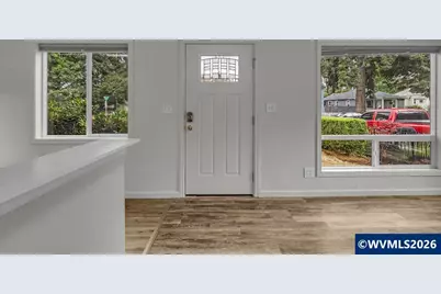 905 20th St SE, Salem, OR 97301 - Photo 8