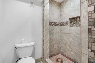 906 SW Alder St, Dundee, OR 97115 - Photo 24