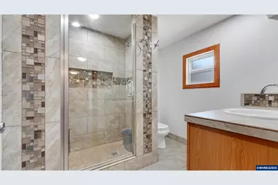 906 SW Alder (#18) St, Dundee, OR 97115 - Photo 16