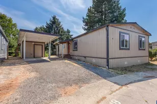 906 SW Alder St, Dundee, OR 97115 - Photo 2