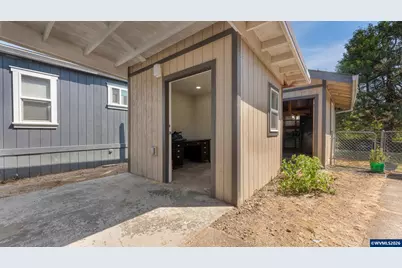906 SW Alder (#18) St, Dundee, OR 97115 - Photo 30