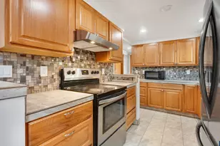 906 SW Alder St, Dundee, OR 97115 - Photo 10