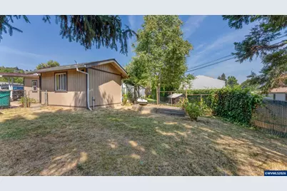 906 SW Alder (#18) St, Dundee, OR 97115 - Photo 32