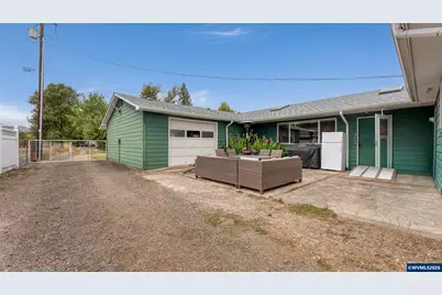 880 Hillview Dr, Lebanon, OR 97355 - Photo 36
