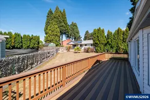 2374 Greentree Ct NE, Salem, OR 97305 - Photo 30