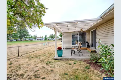 1090 Randolph Rd, Woodburn, OR 97071 - Photo 36