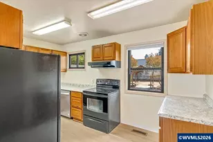 2260 Electric St SE, Salem, OR 97302 - Photo 8