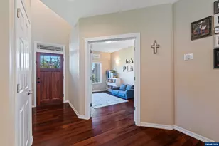 207 Sweden Cir, Silverton, OR 97381 - Photo 6