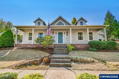 1412 Crestview Dr, Silverton, OR 97381 - Photo 2
