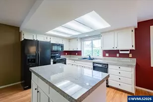 432 Suncrest Ave NW, Salem, OR 97304 - Photo 8