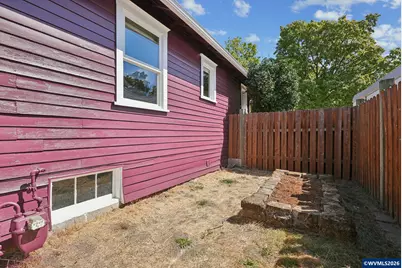 1919 5th St NE, Salem, OR 97301 - Photo 40