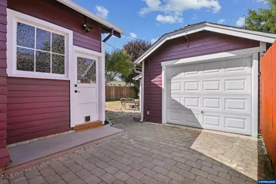 1919 5th St NE, Salem, OR 97301 - Photo 30