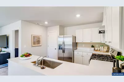 675 Minnesota St, Lebanon, OR 97355 - Photo 10