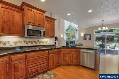 531 Inverness Dr SE, Salem, OR 97306 - Photo 34