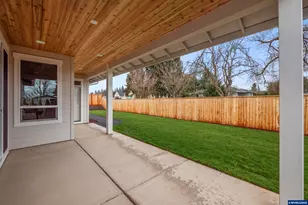 317 NE Clay St, Sublimity, OR 97385 - Photo 36