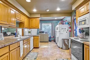 1145 Columbia St NE, Salem, OR 97301 - Photo 12