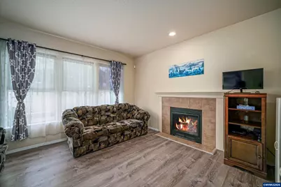 1725 Neota St NE, Salem, OR 97301 - Photo 10