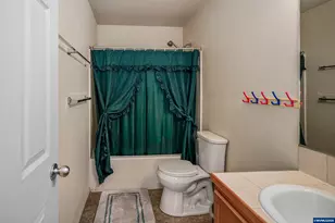 1725 Neota St NE, Salem, OR 97301 - Photo 24