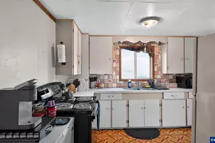 500 7th St, Sweet Home, OR 97386 - Photo 8