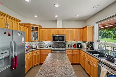 660 Snead Dr NE, Keizer, OR 97303 - Photo 18