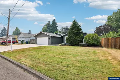 3495 Oak St, Hubbard, OR 97032 - Photo 6