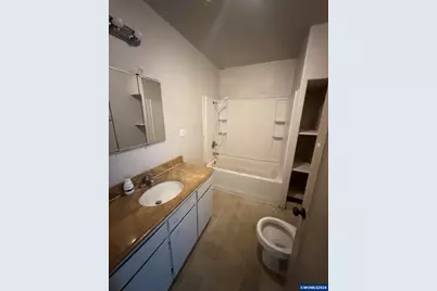 443 Tangent St, Lebanon, OR 97355 - Photo 6