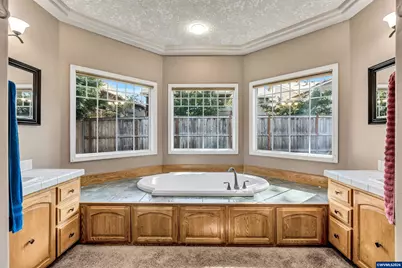 1689 Cinnamon Hill Dr, Salem, OR 97306 - Photo 30