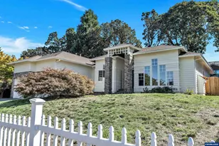 1689 Cinnamon Hill Dr, Salem, OR 97306 - Photo 2