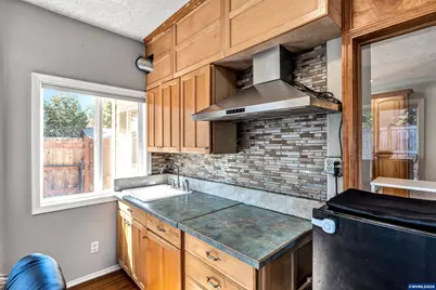 1689 Cinnamon Hill Dr, Salem, OR 97306 - Photo 40
