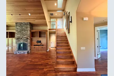 2070 SW Whiteside Dr, Corvallis, OR 97333 - Photo 12