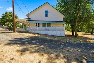 299 Mill St, Falls City, OR 97344 - Photo 8