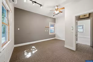 299 Mill St, Falls City, OR 97344 - Photo 20