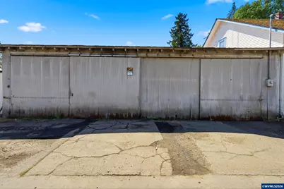 299 Mill St, Falls City, OR 97344 - Photo 6