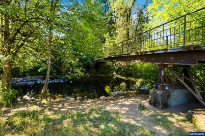 299 Mill St, Falls City, OR 97344 - Photo 10