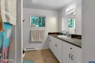 436 High St N, Monmouth, OR 97361 - Photo 24